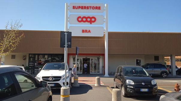 BRA - DUE AMPI LOCALI COMMERCIALI LOCATI